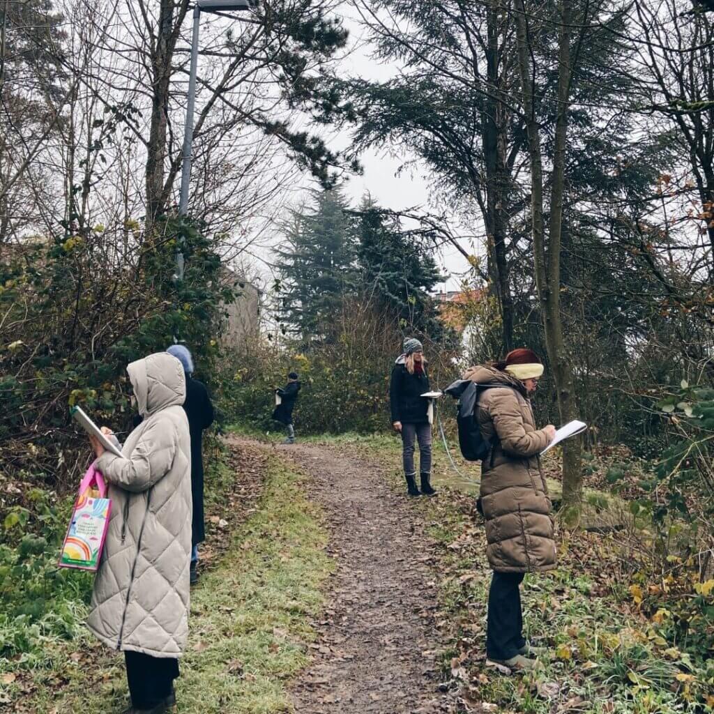 Malerei und Zeichenworkshops im Wald 